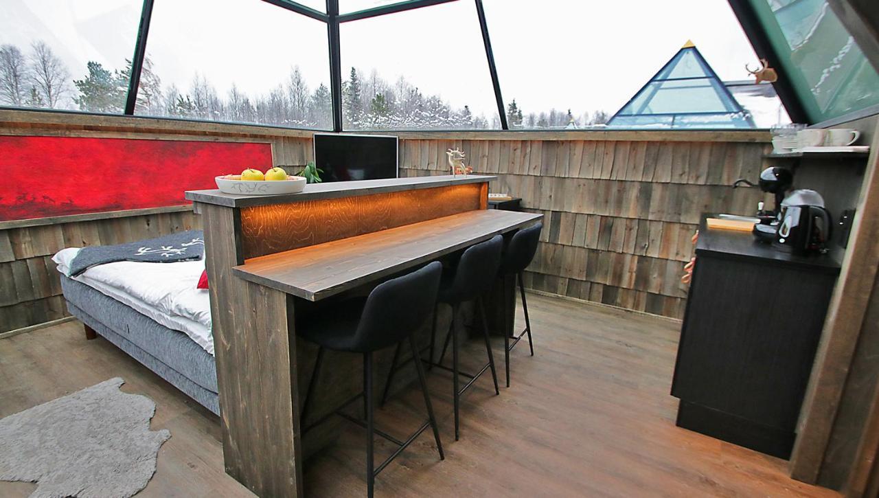 Aurora Pyramid Glass Igloos Köngäs Exteriér fotografie